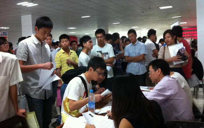 武汉高校育英才 瑞安企业纳人才---29名各大院校莘莘学子加盟“星空体育官网大家庭”