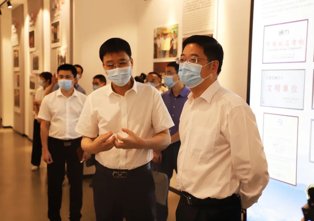 温州市委常委、市纪委书记、市监委主任张建明莅临星空体育官网科技调研