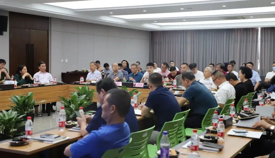 卓越企业家学习俱乐部走进星空体育官网科技参观学习！