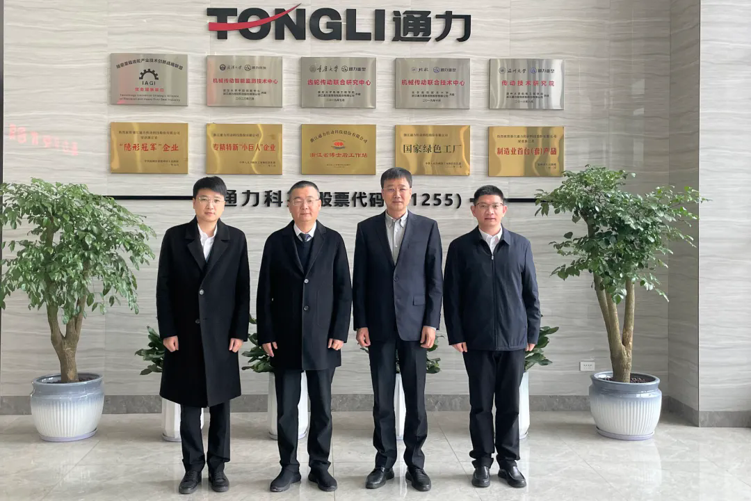 瑞安市委副书记、市长秦肖调研星空体育官网科技，助力企业“开门红、开门好”